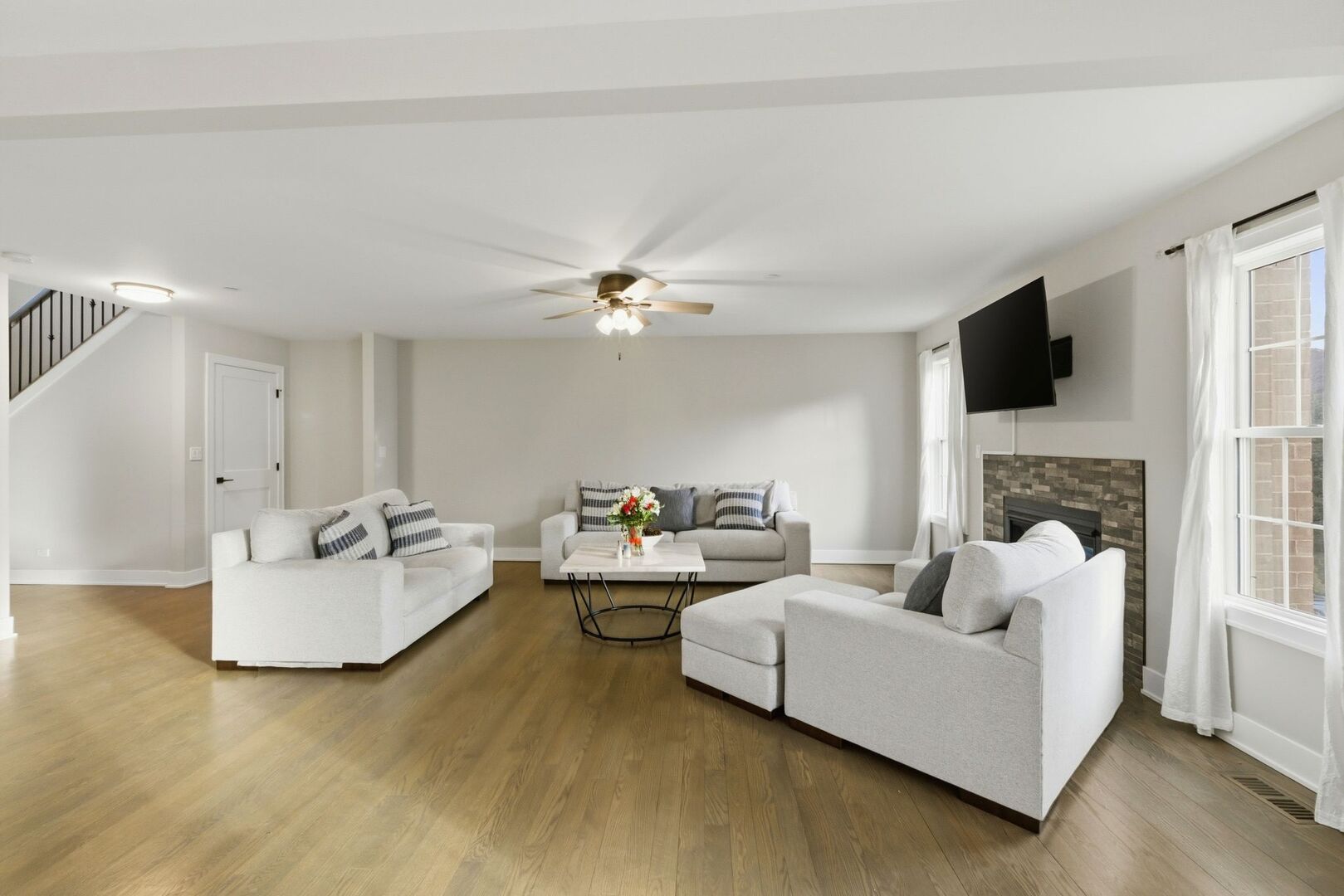 18145 94th Avenue, Tinley Park, IL 60487