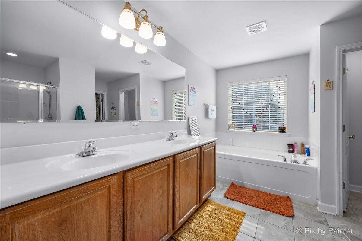 2310 Trailside Lane, Wauconda, IL 60084