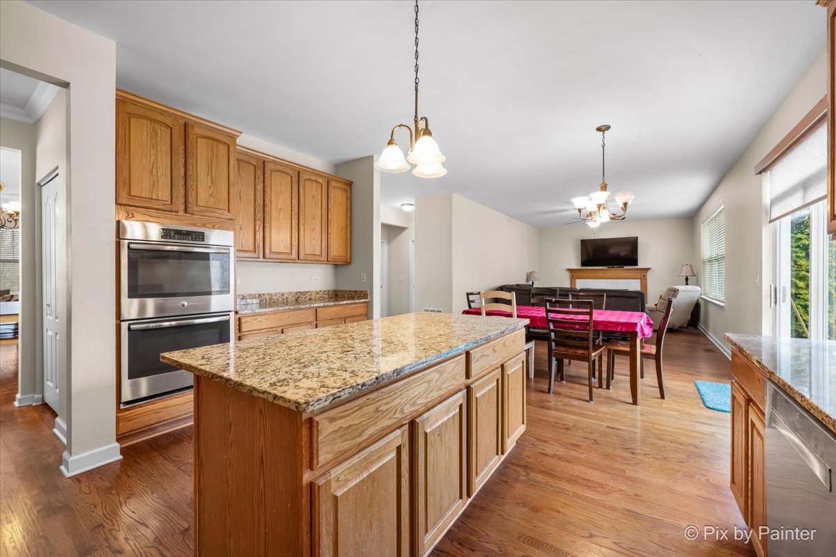 2310 Trailside Lane, Wauconda, IL 60084