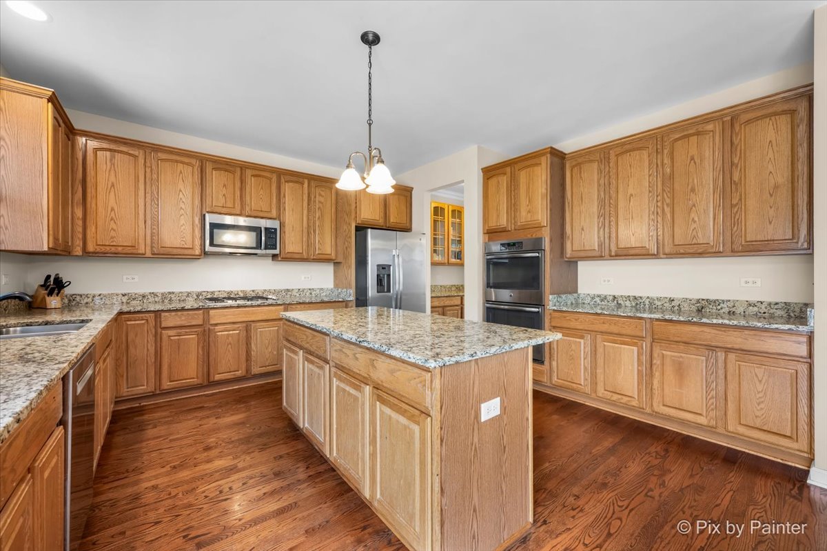2310 Trailside Lane, Wauconda, IL 60084
