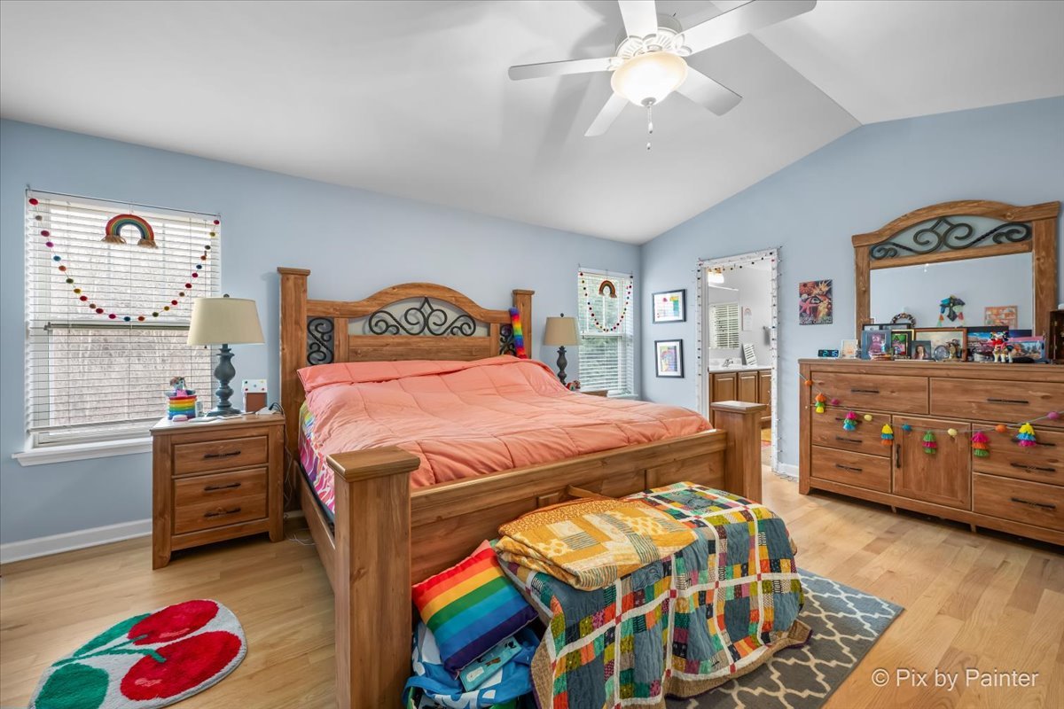 2310 Trailside Lane, Wauconda, IL 60084