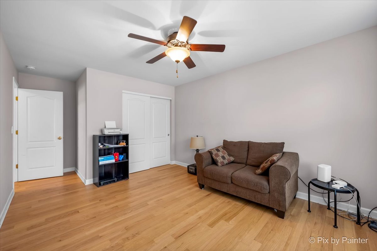 2310 Trailside Lane, Wauconda, IL 60084