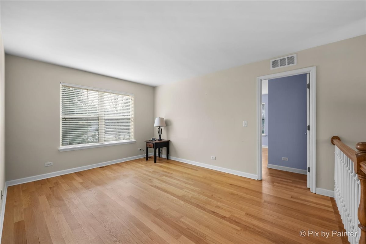 2310 Trailside Lane, Wauconda, IL 60084