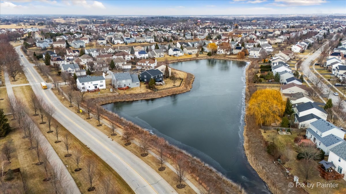 2310 Trailside Lane, Wauconda, IL 60084