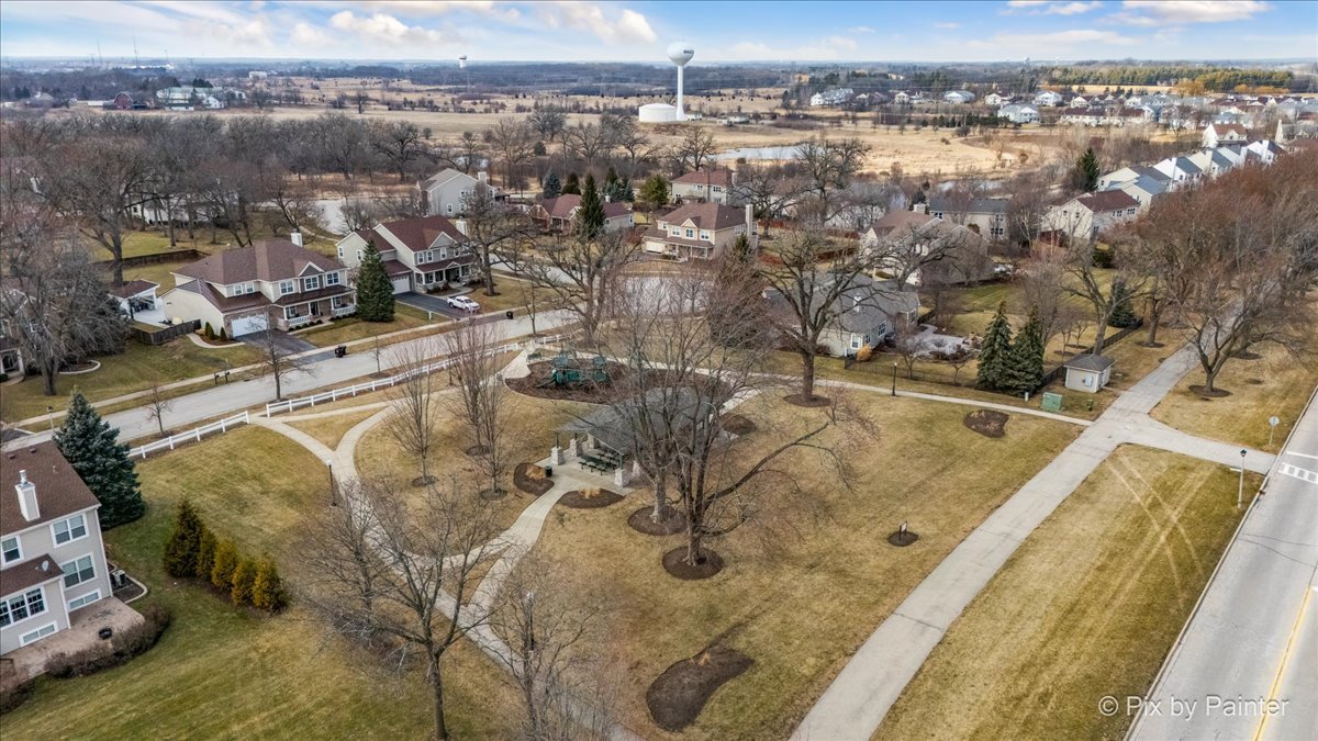 2310 Trailside Lane, Wauconda, IL 60084