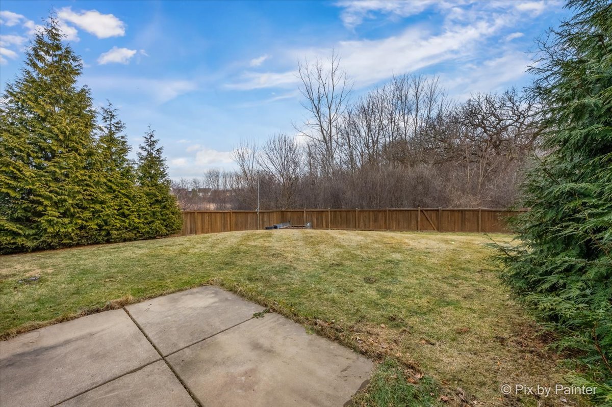 2310 Trailside Lane, Wauconda, IL 60084
