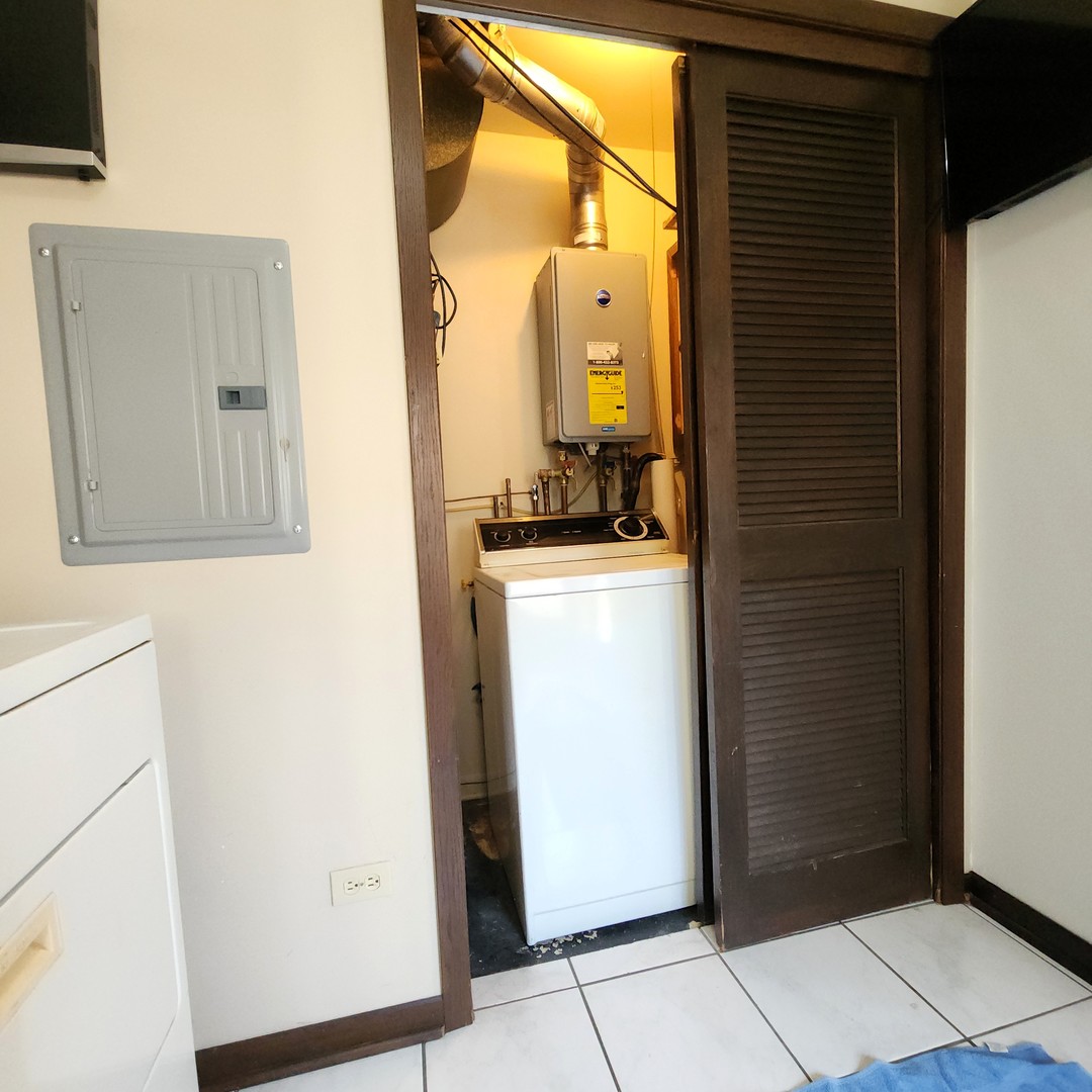 11550 Kolin Avenue, Alsip, IL 60803