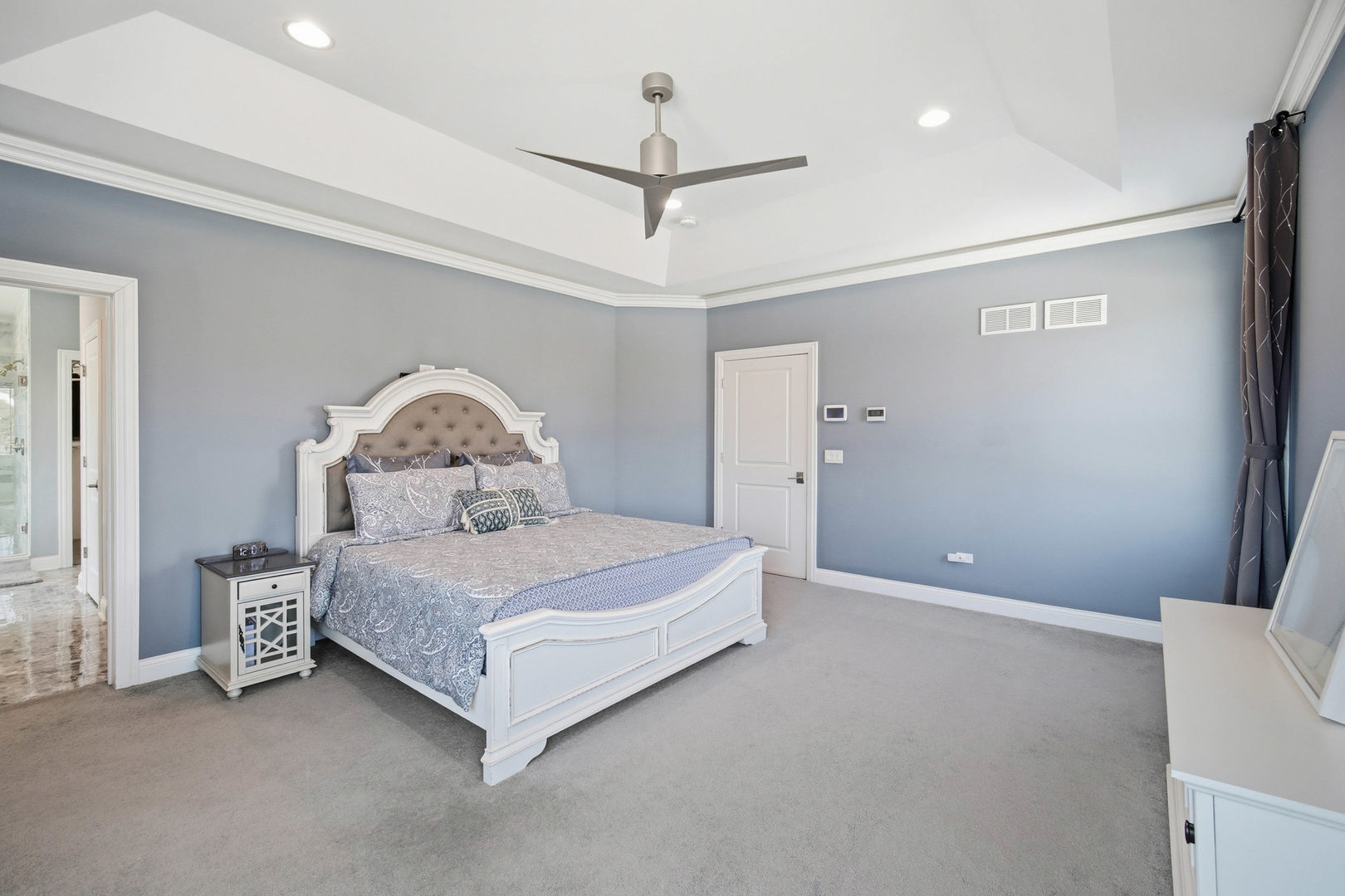 23199 N Sanctuary Club Drive, Kildeer, IL 60047