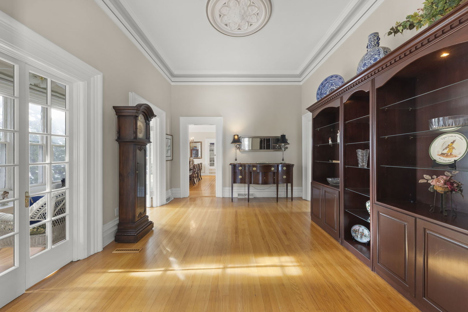 800 Ingalton Avenue, West Chicago, IL 60185