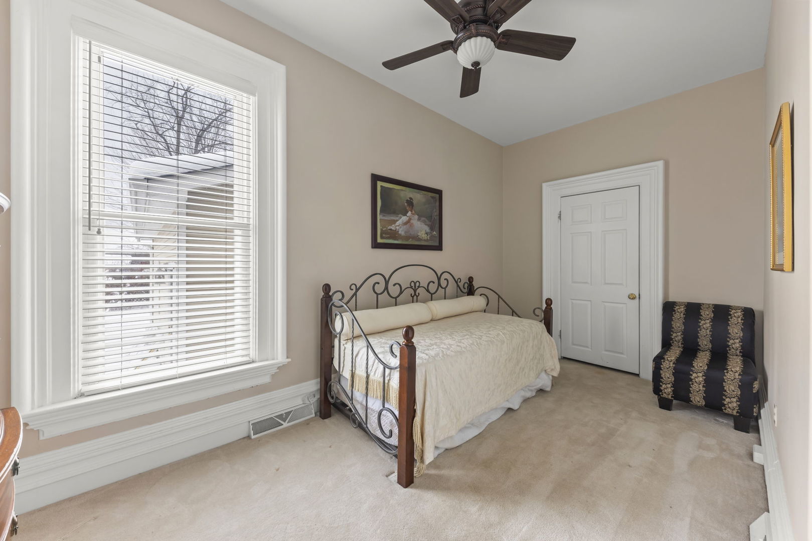 800 Ingalton Avenue, West Chicago, IL 60185