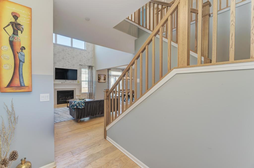 3S492 Barkley Avenue #19-4, Warrenville, IL 60555