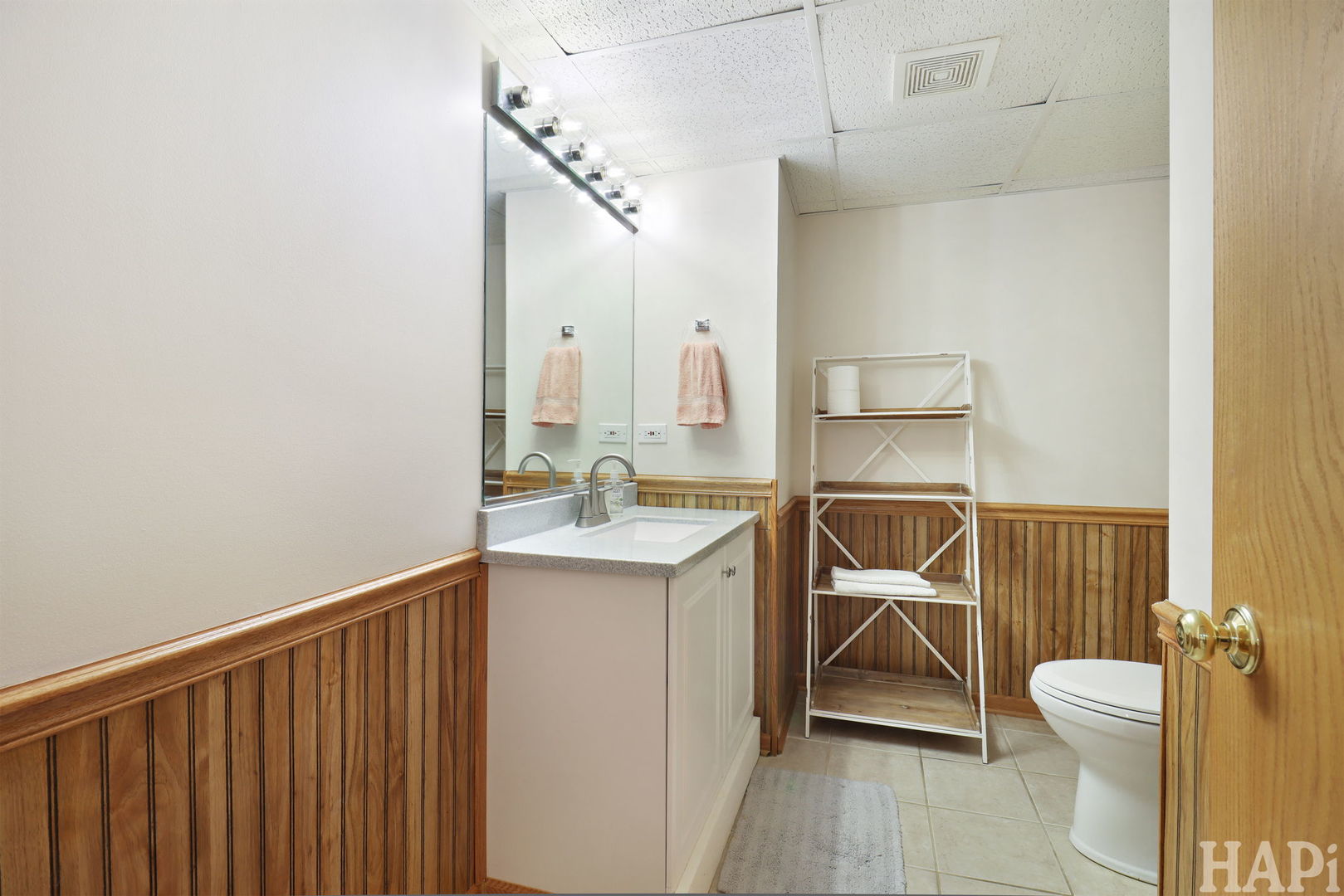 38689 N Boulevard View Avenue, Wadsworth, IL 60083