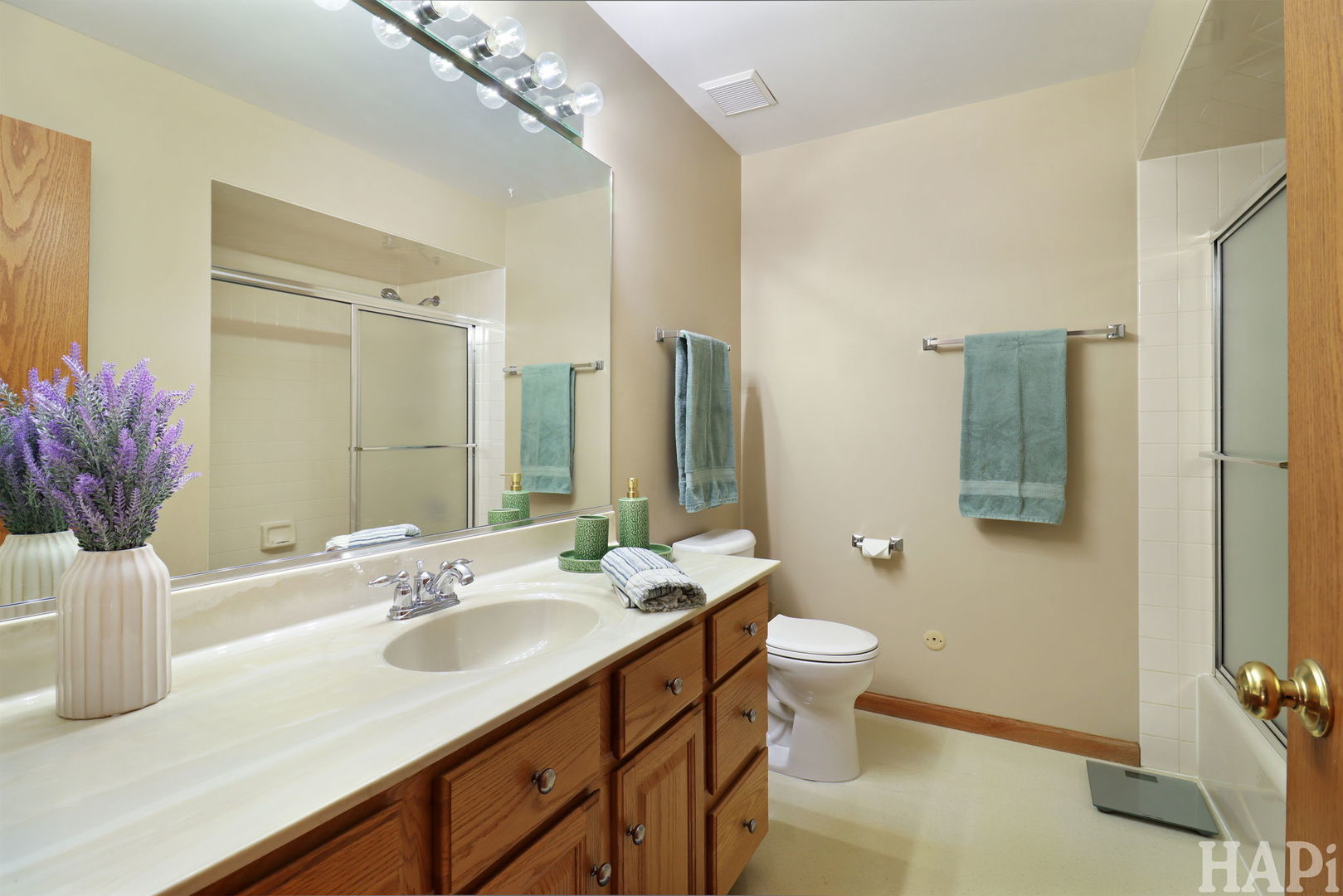 38689 N Boulevard View Avenue, Wadsworth, IL 60083