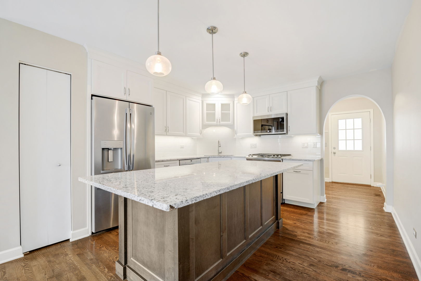 3252 Cool Springs Court, Naperville, IL 60564