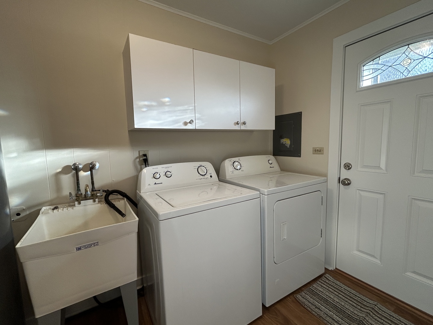 378 COUNCIL Trail, Lake In The Hills, IL 60156