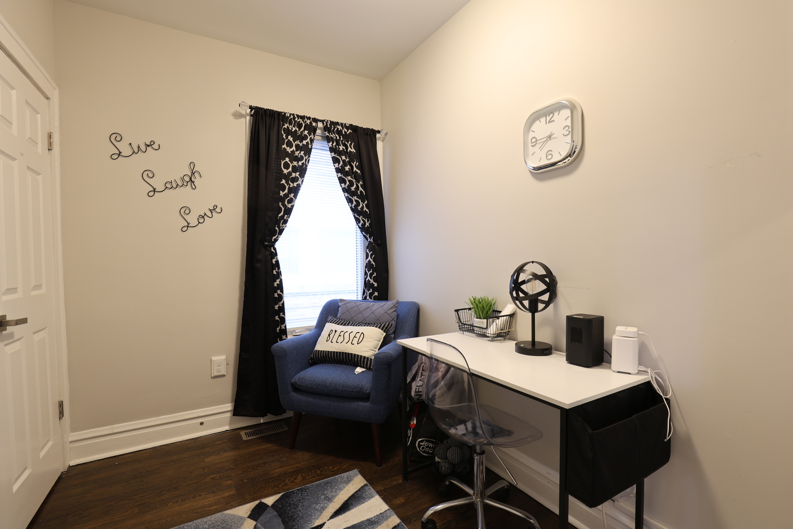 1426 Gunderson Avenue, Berwyn, IL 60402