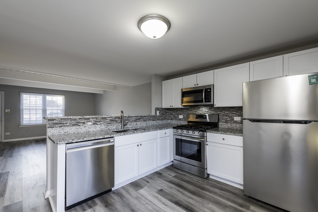 2053 Westview Lane, Round Lake Beach, IL 60073