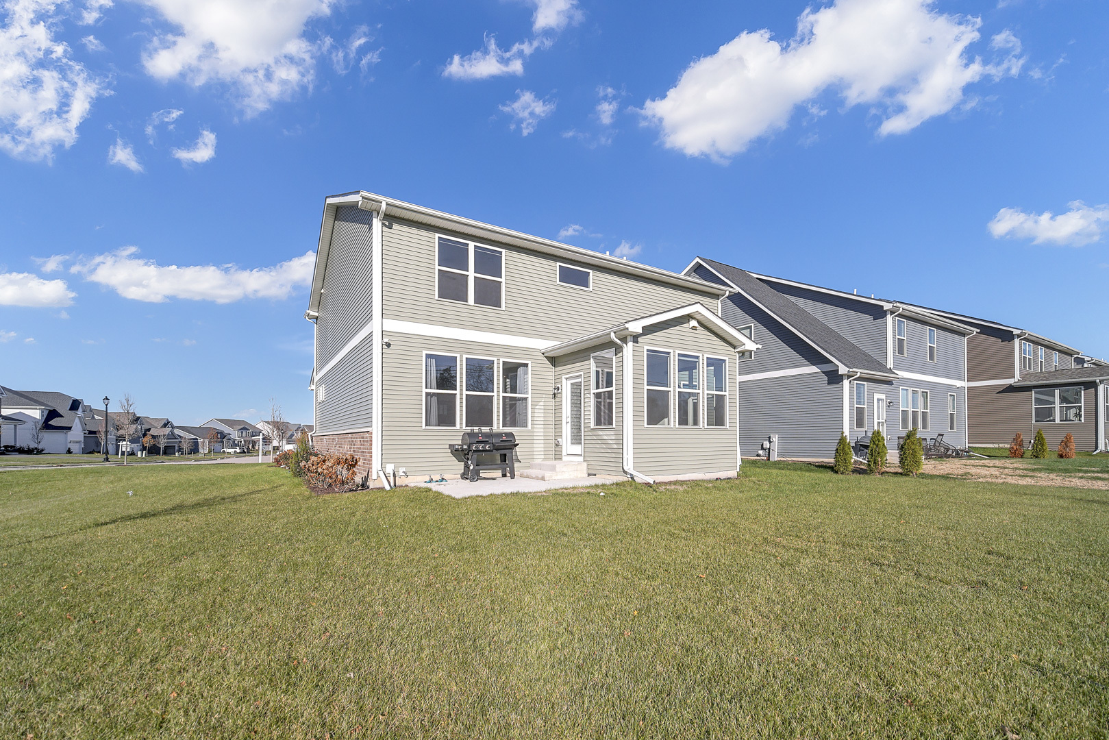 1007 Kessler Drive, Mundelein, IL 60060