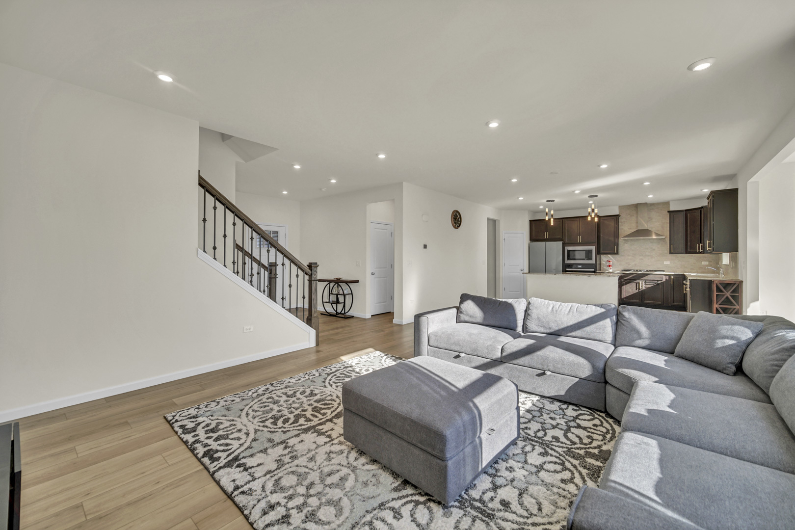 1007 Kessler Drive, Mundelein, IL 60060