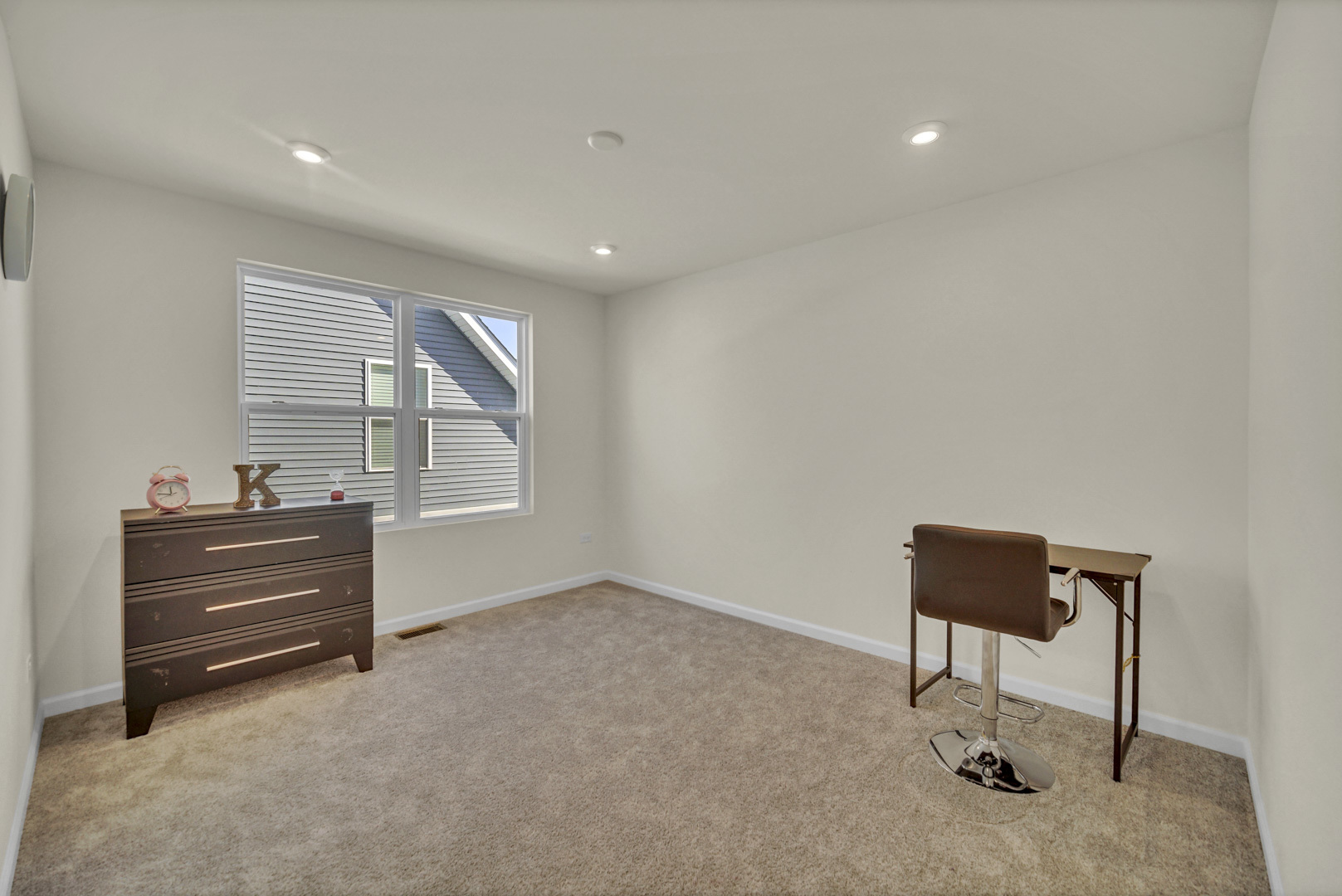 1007 Kessler Drive, Mundelein, IL 60060