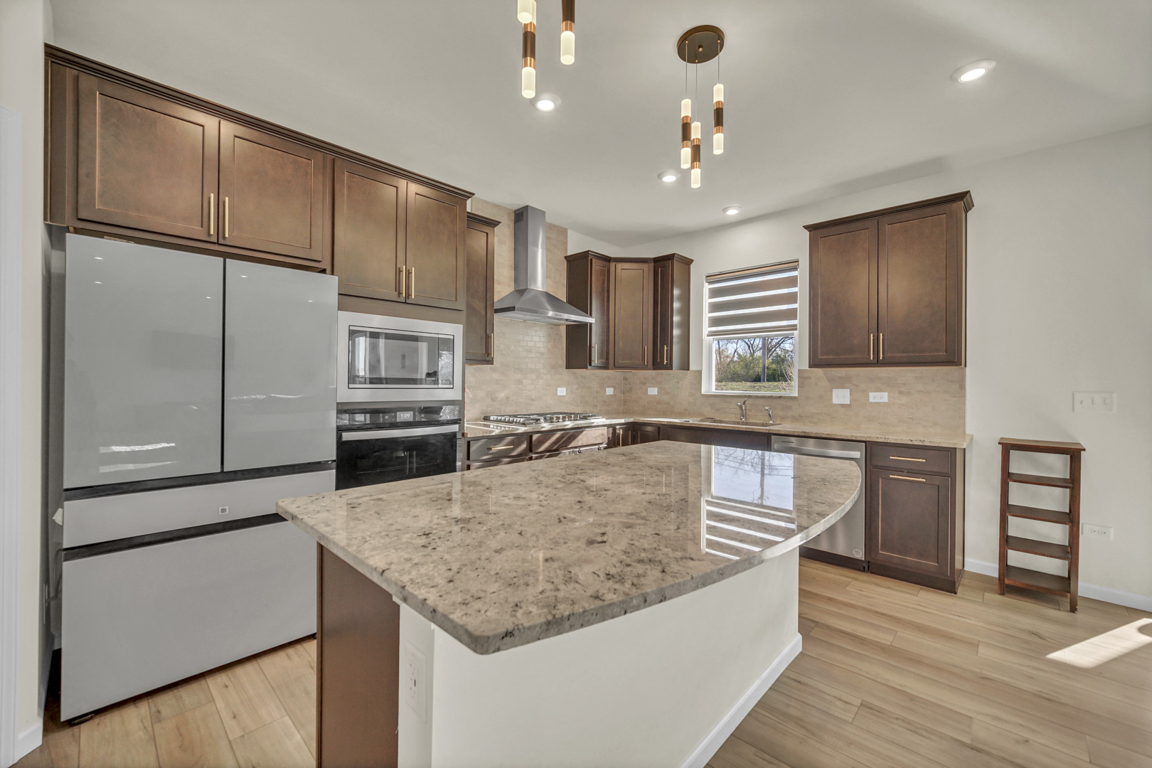 1007 Kessler Drive, Mundelein, IL 60060