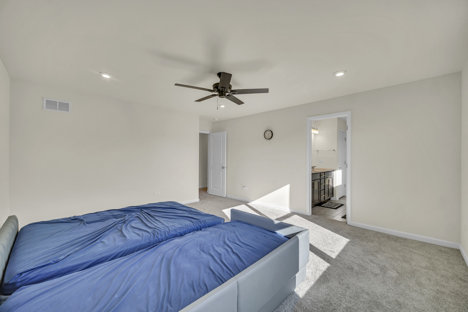 1007 Kessler Drive, Mundelein, IL 60060