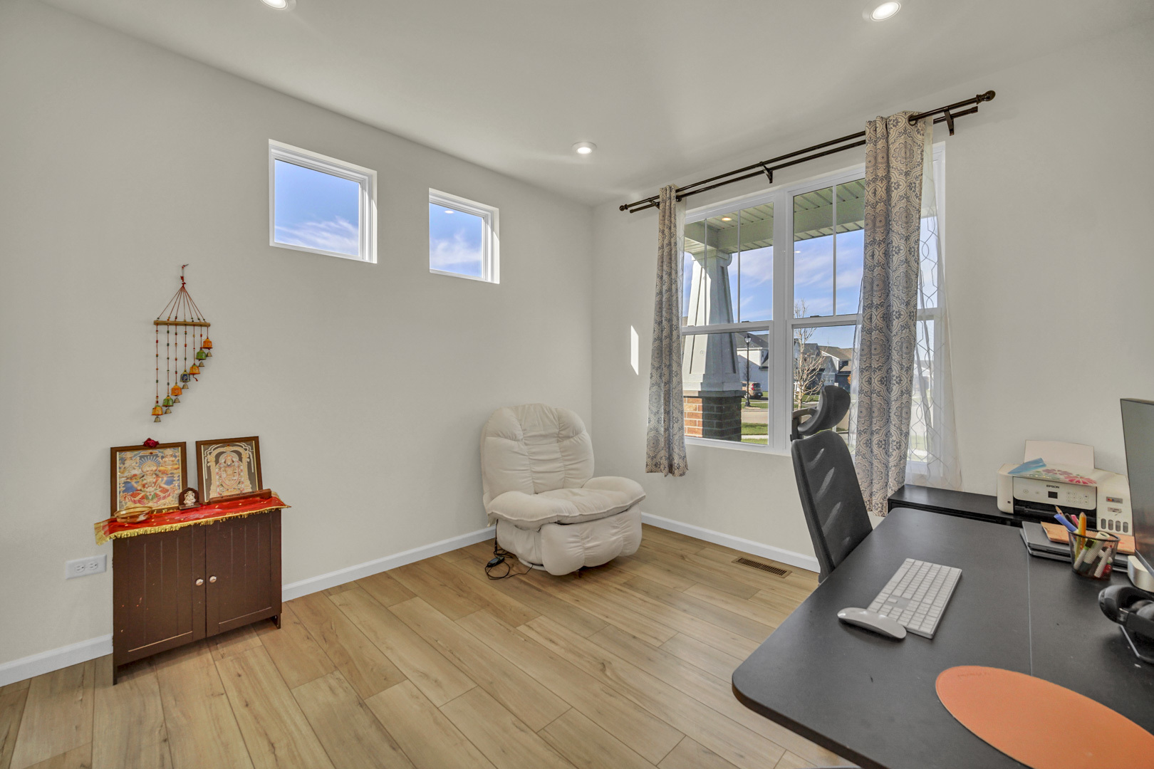 1007 Kessler Drive, Mundelein, IL 60060