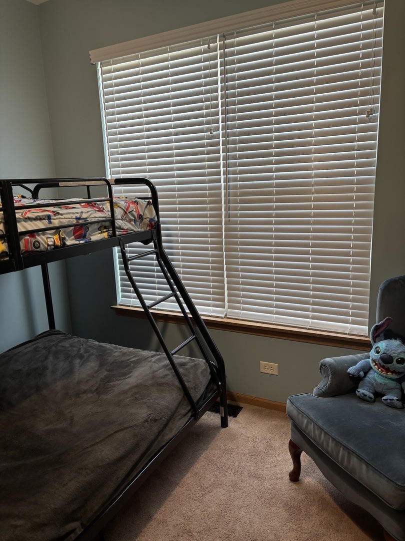 2929 Woodside Drive, Joliet, IL 60431