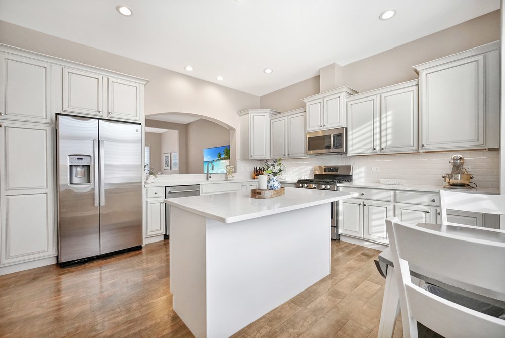 2616 BARRINGTON Circle, Naperville, IL 60564