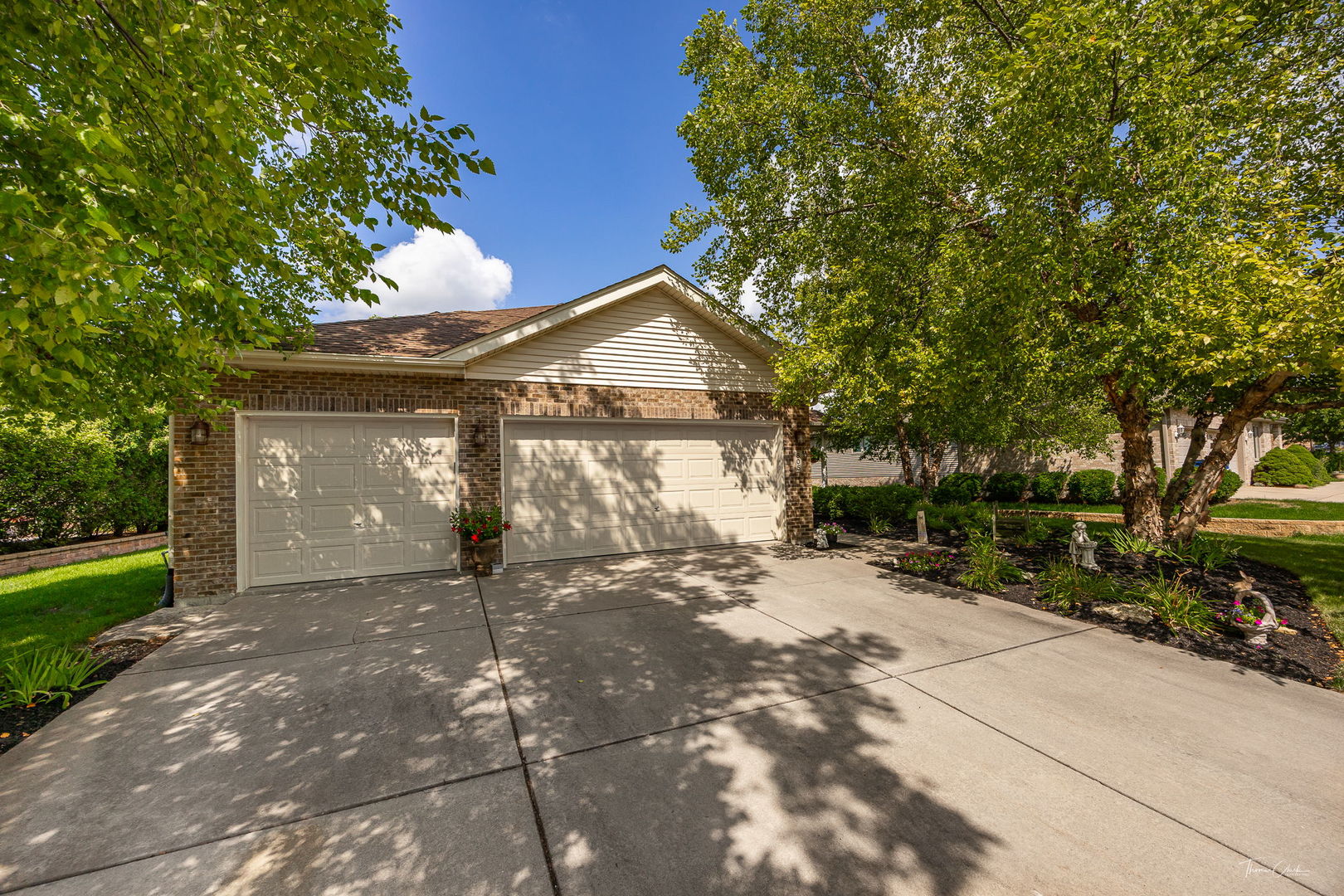 805 Edgewater Drive, Minooka, IL 60447