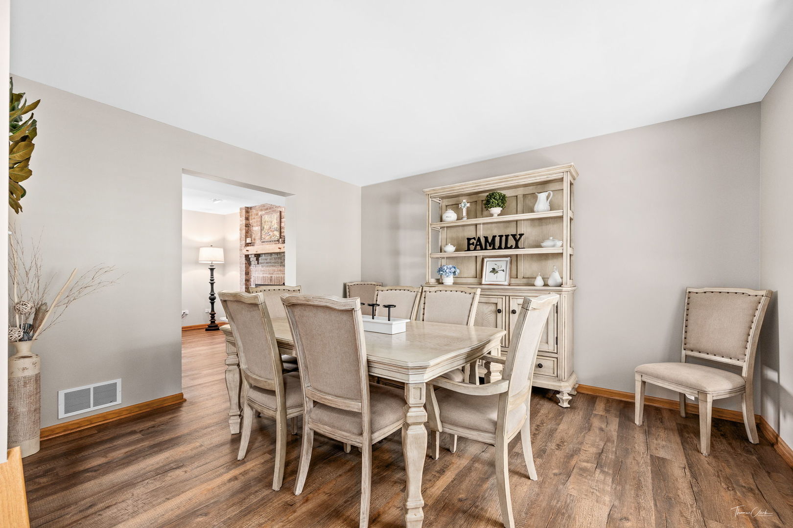 805 Edgewater Drive, Minooka, IL 60447