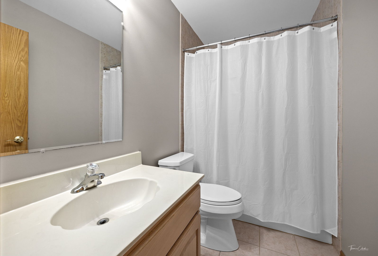 805 Edgewater Drive, Minooka, IL 60447