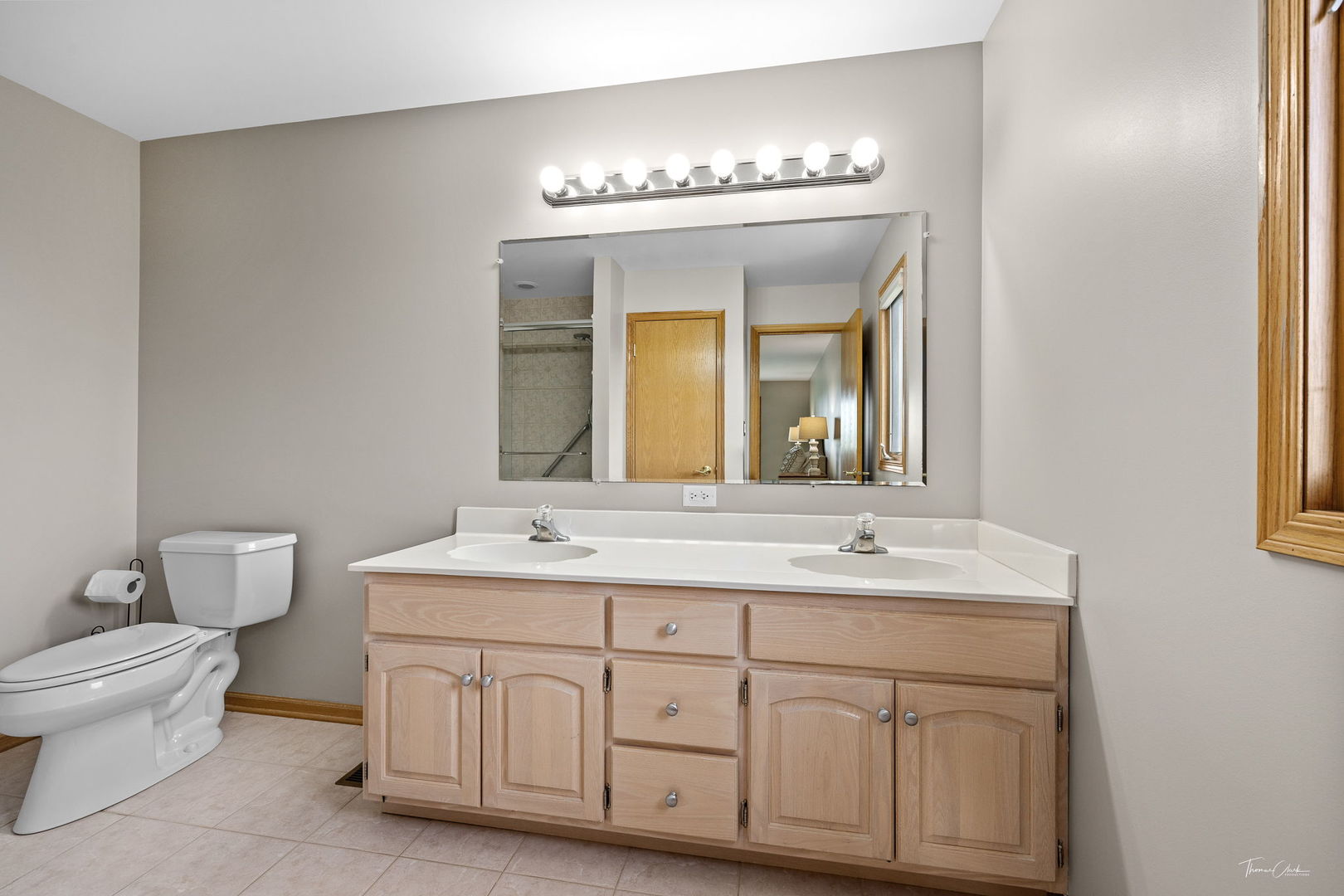 805 Edgewater Drive, Minooka, IL 60447