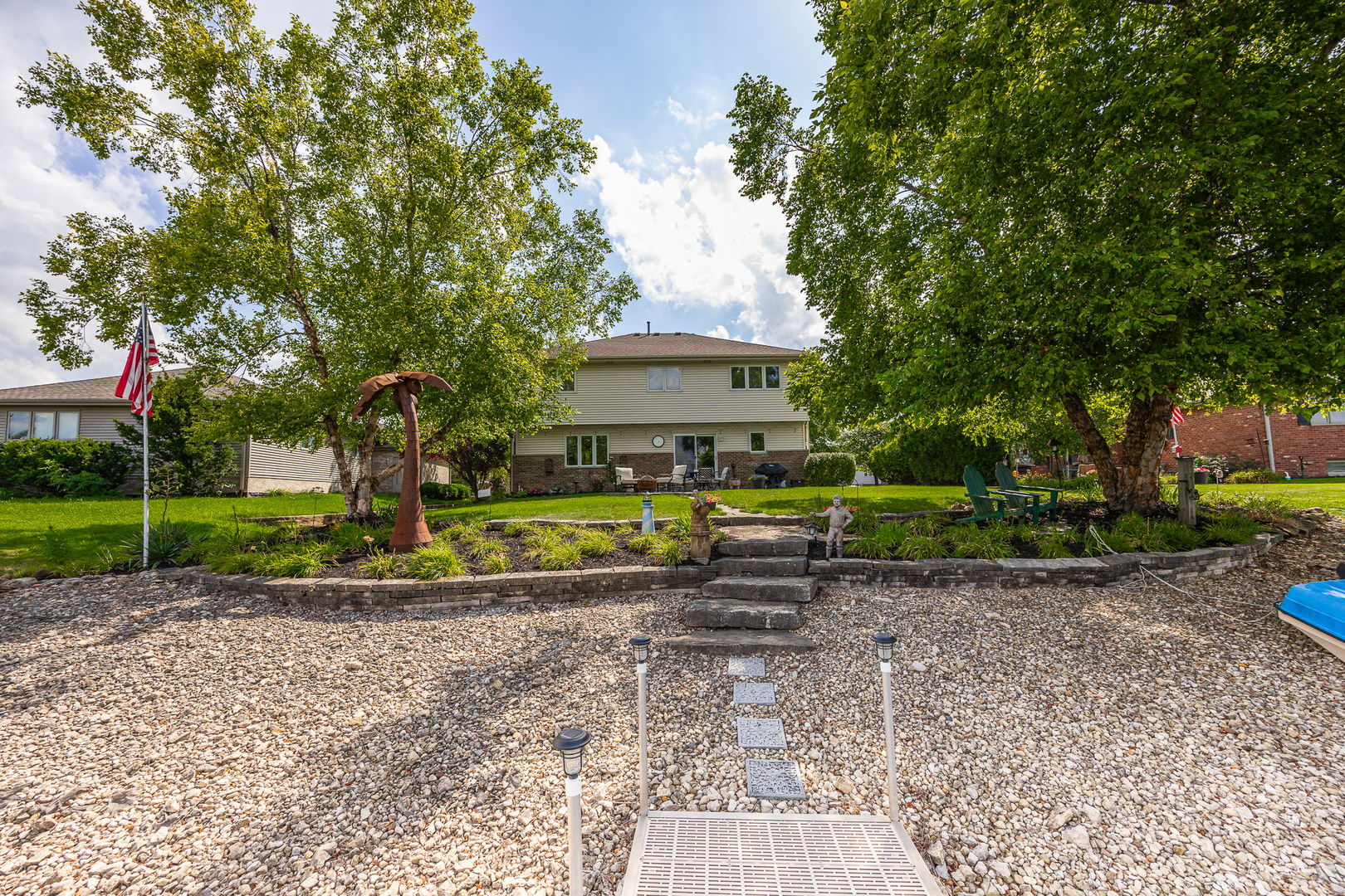 805 Edgewater Drive, Minooka, IL 60447