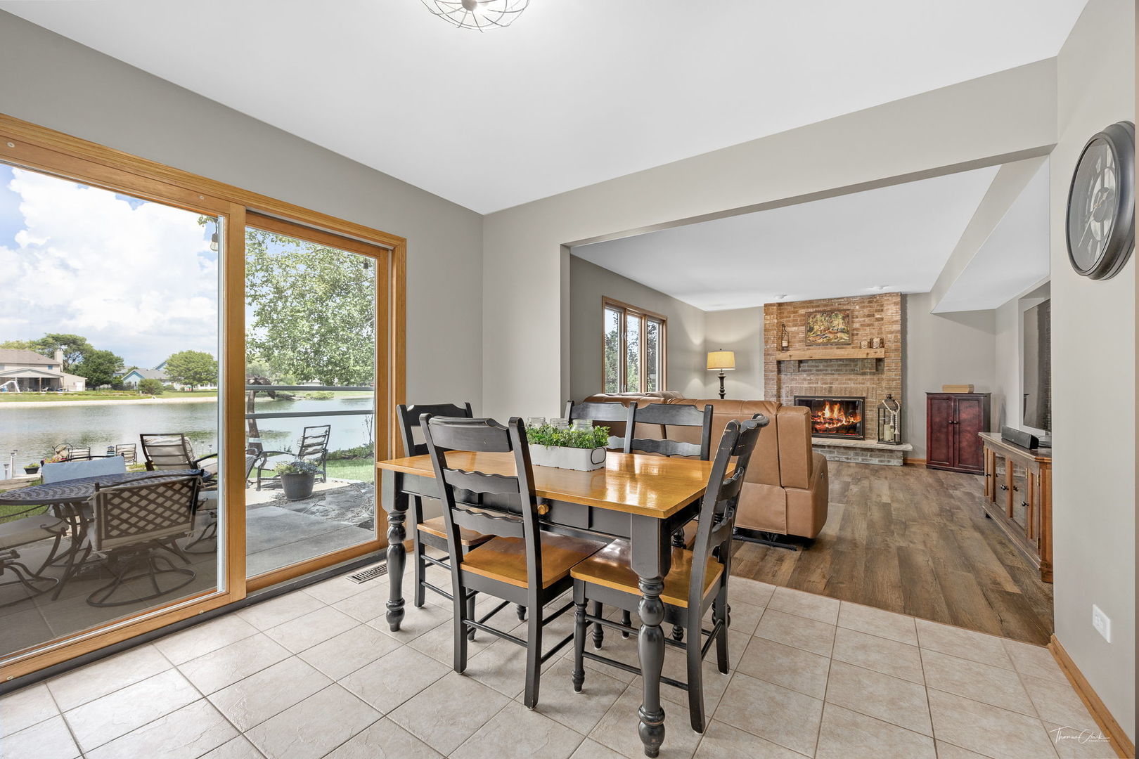 805 Edgewater Drive, Minooka, IL 60447