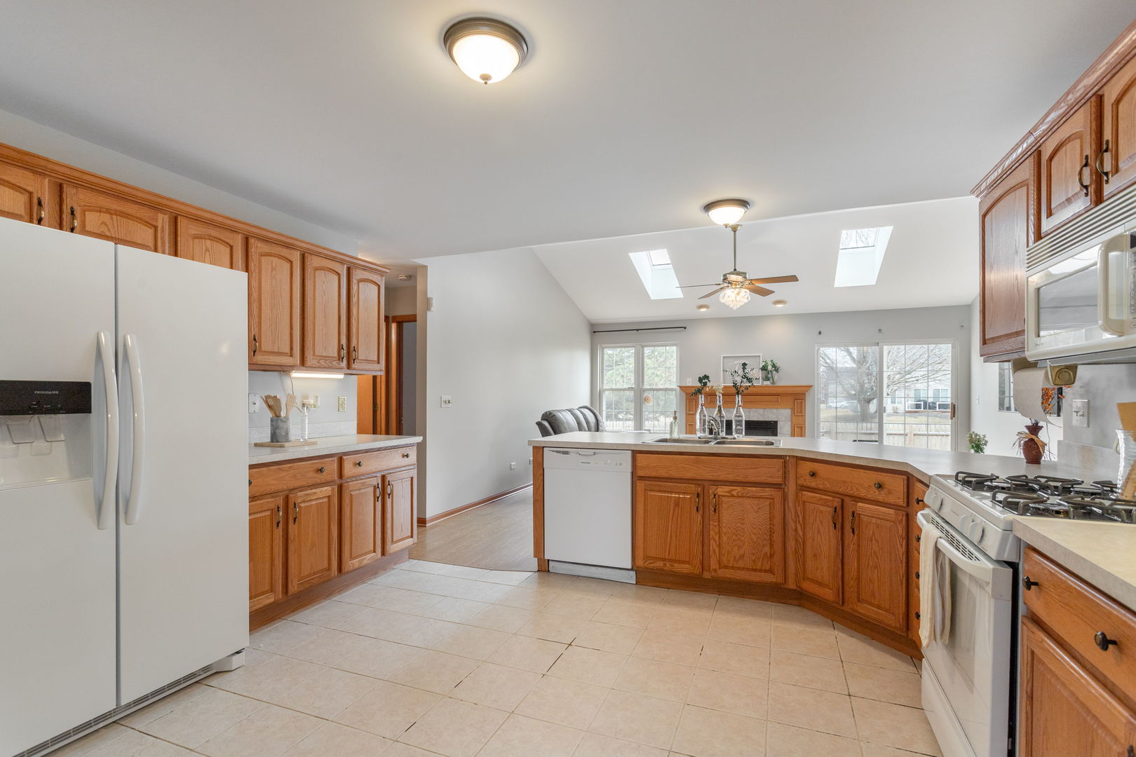 2224 Ashby Lane, Plainfield, IL 60586