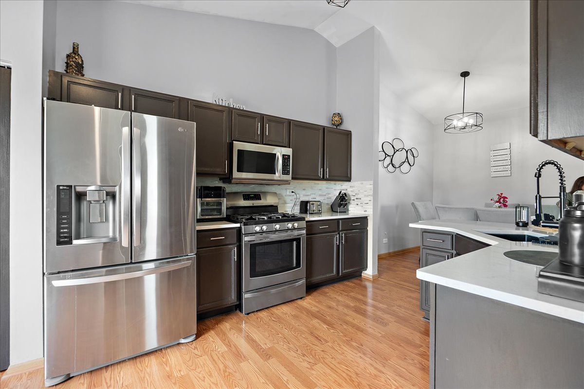 2941 Woodside Drive #0, Joliet, IL 60431