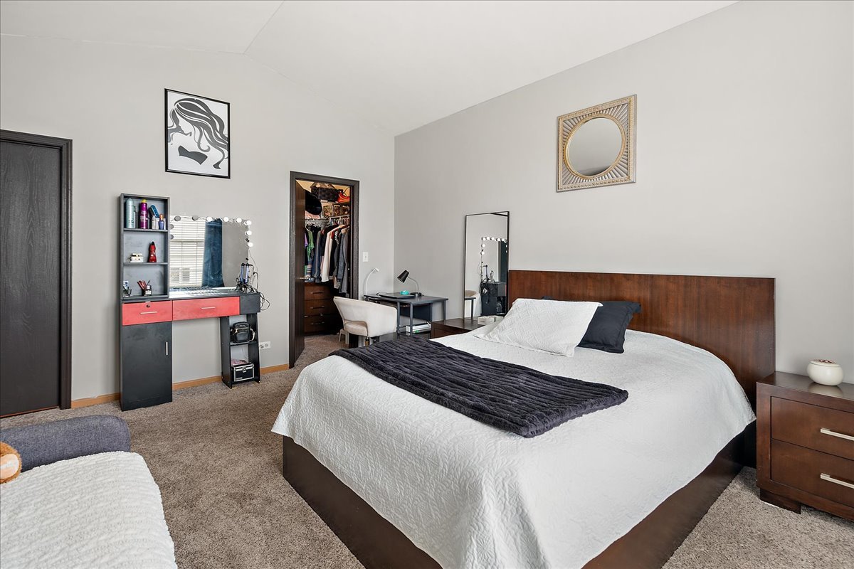 2941 Woodside Drive #0, Joliet, IL 60431