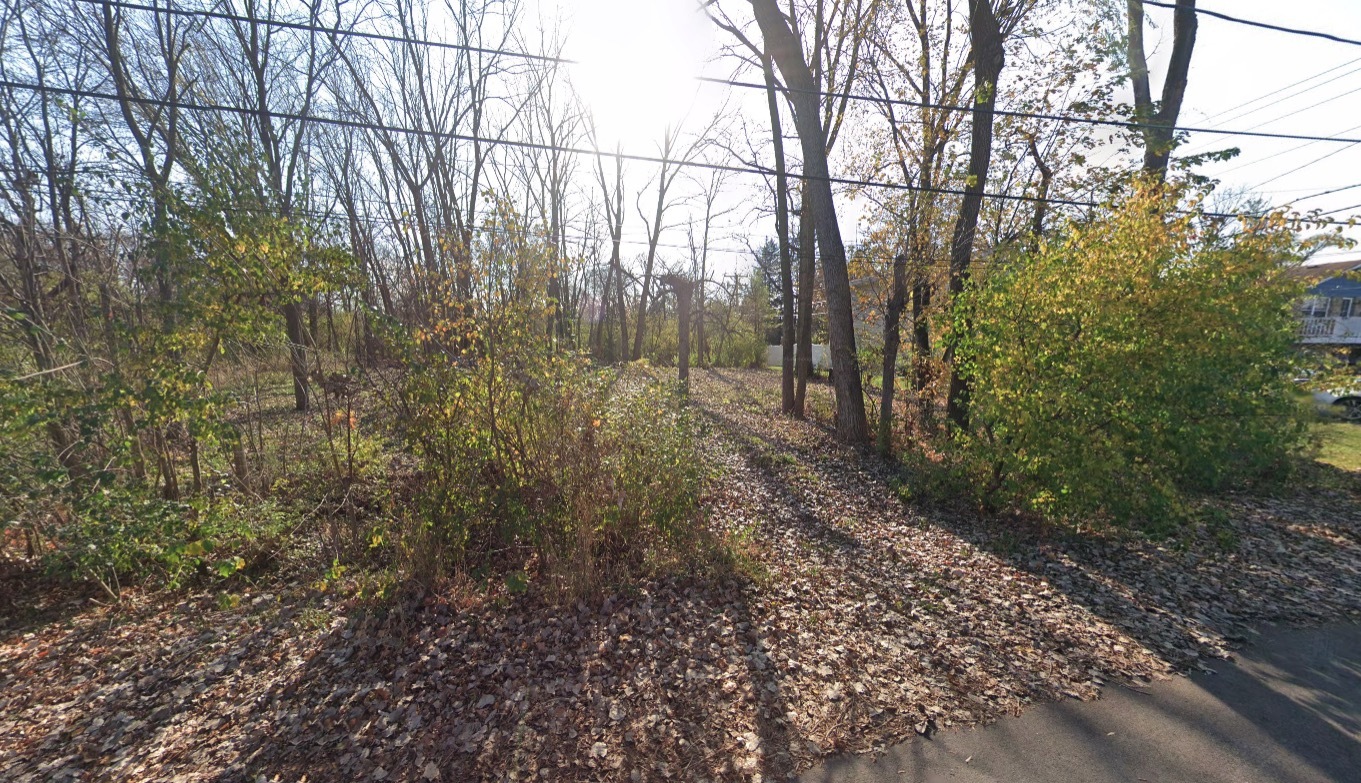 430 E Lake Avenue, Round Lake Beach, IL 60073