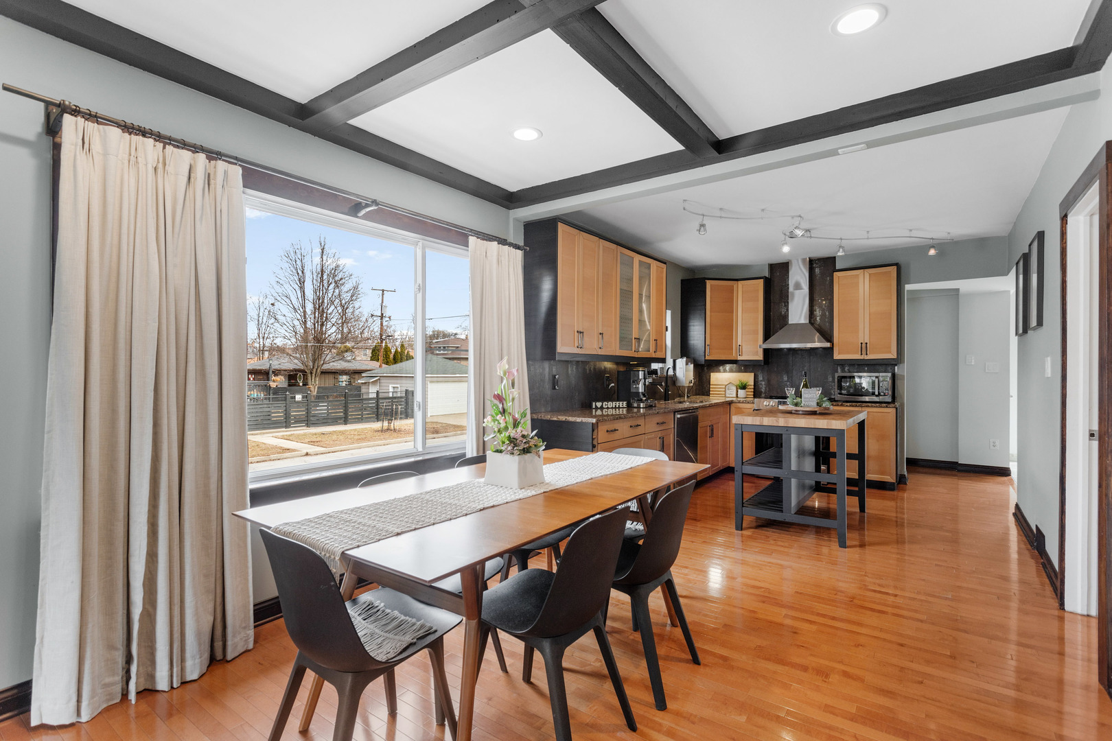 3201 Park Avenue, Brookfield, IL 60513