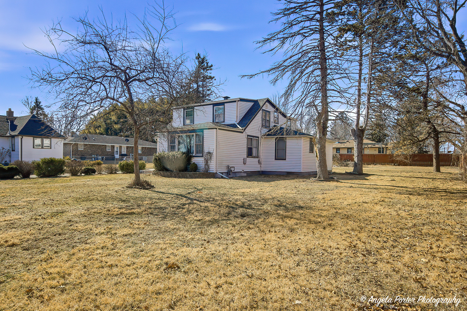 10219 W Illinois Avenue #2, Beach Park, IL 60099