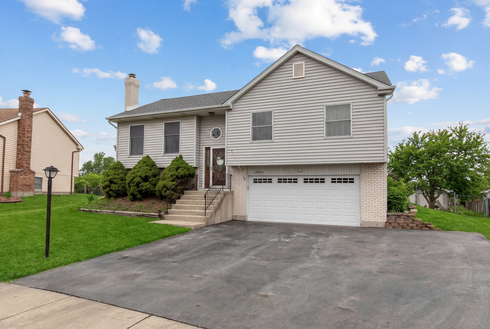 19905 S Mallory Drive, Frankfort, IL 60423