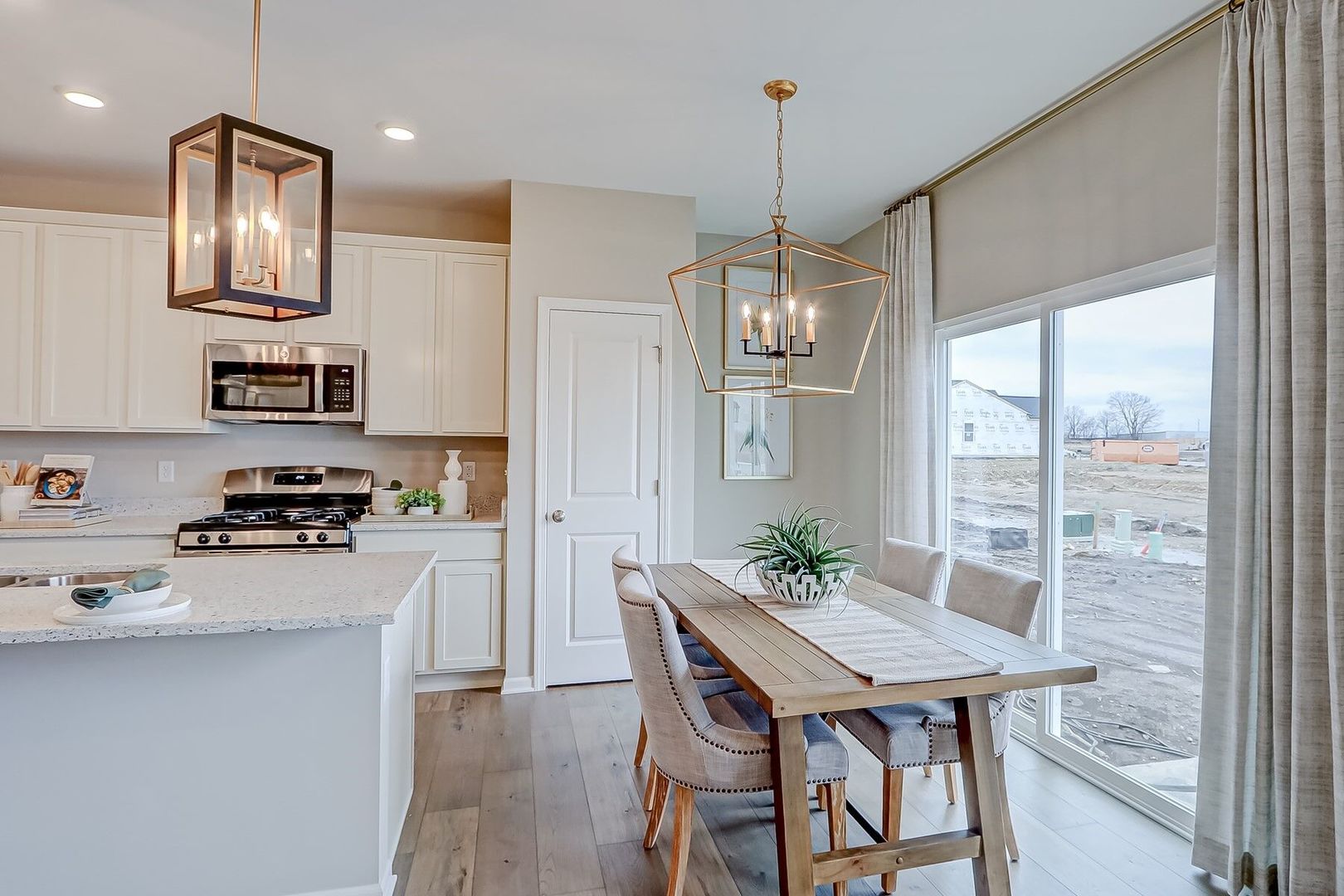 1638 Patterson Avenue, North Aurora, IL 60542