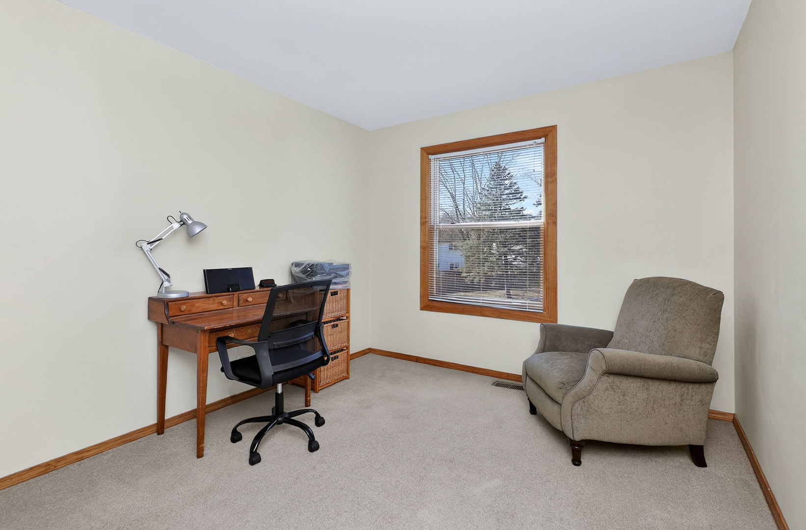 1221 Driftwood Lane, Bartlett, IL 60103