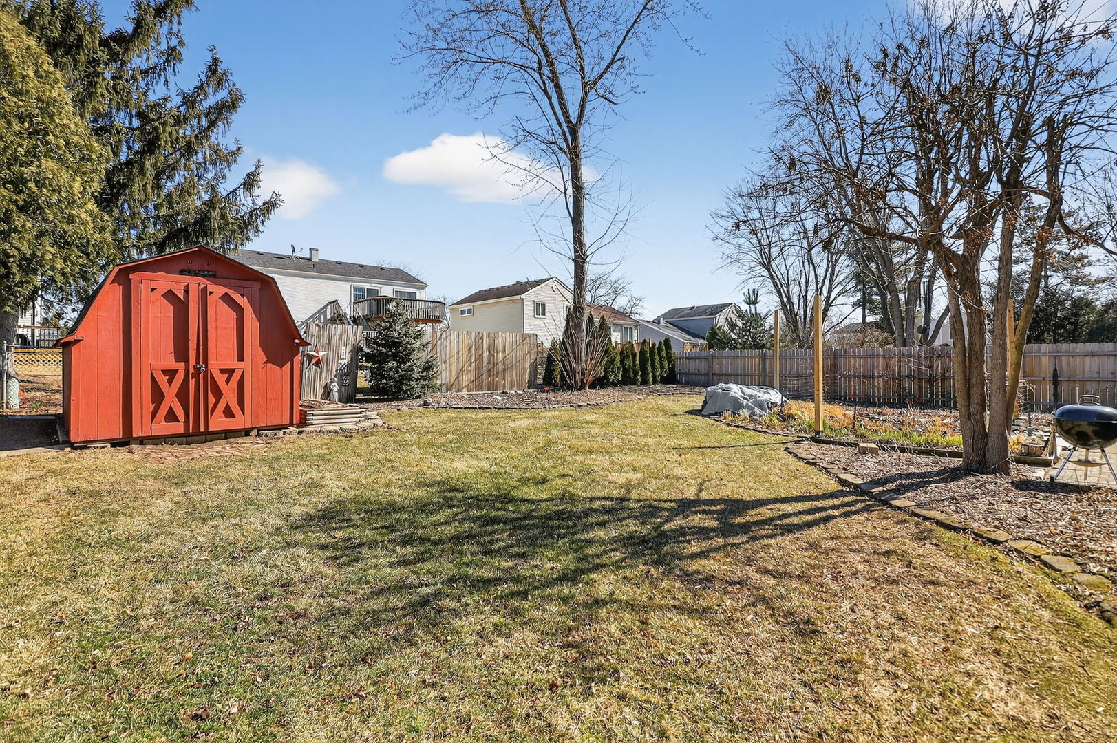 1221 Driftwood Lane, Bartlett, IL 60103