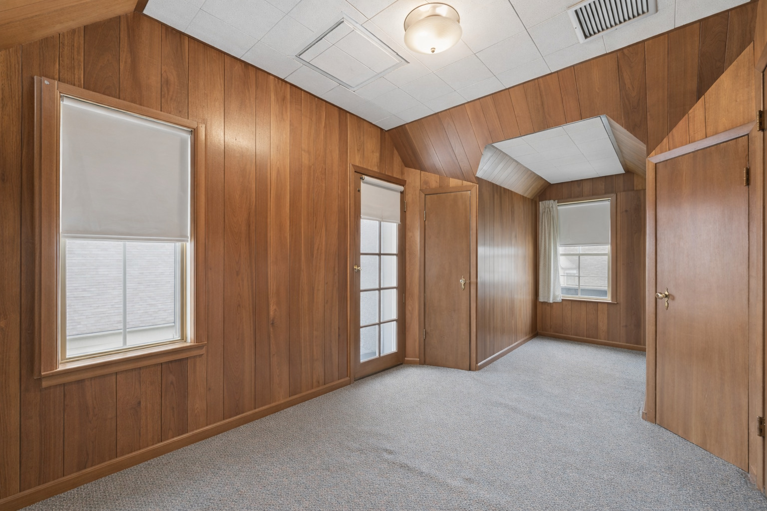 7758 W Hortense Avenue, Chicago, IL 60631