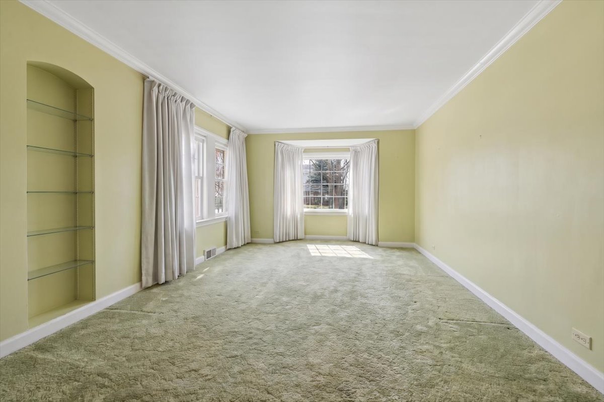 7758 W Hortense Avenue, Chicago, IL 60631