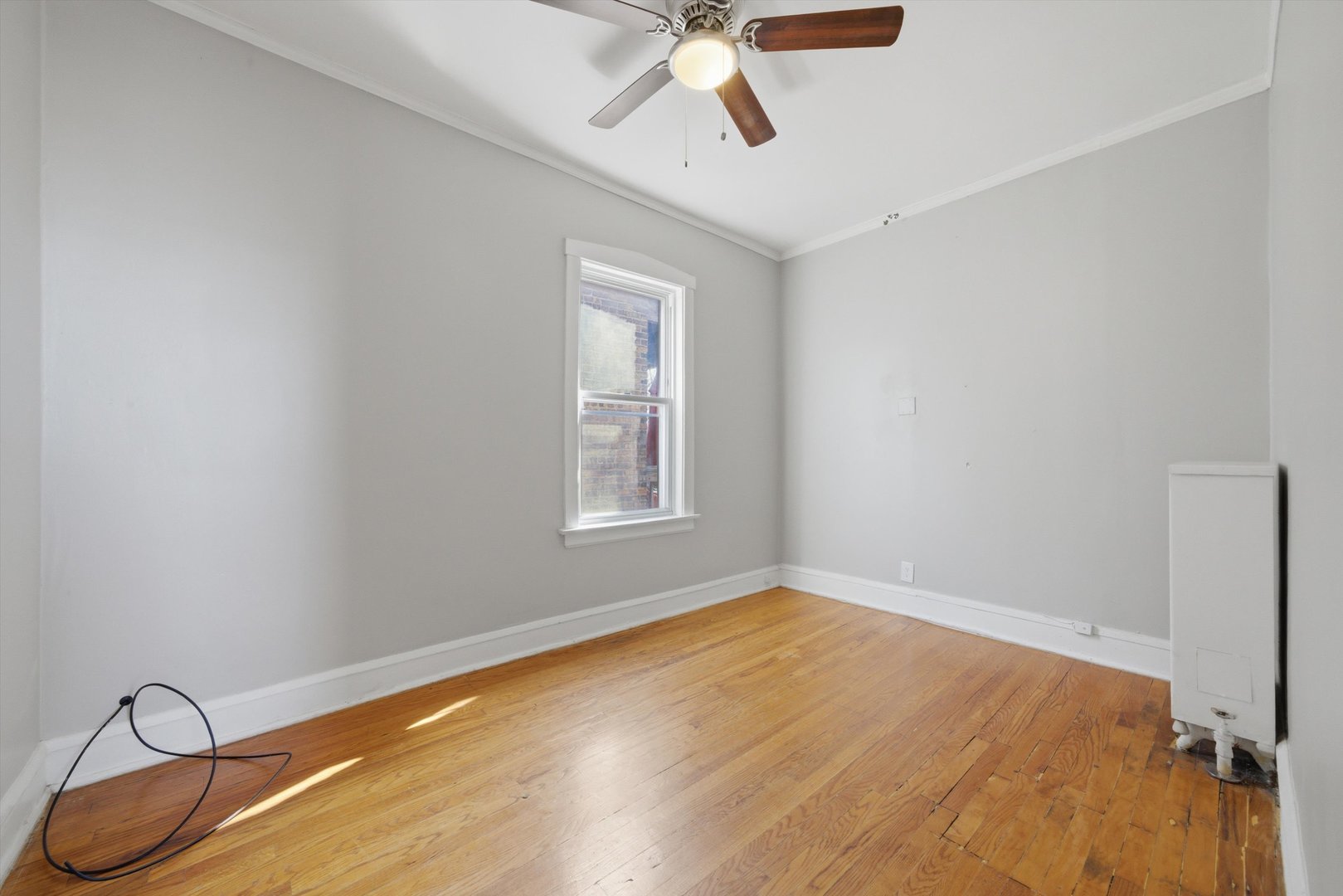 5527 W Potomac Avenue, Chicago, IL 60651