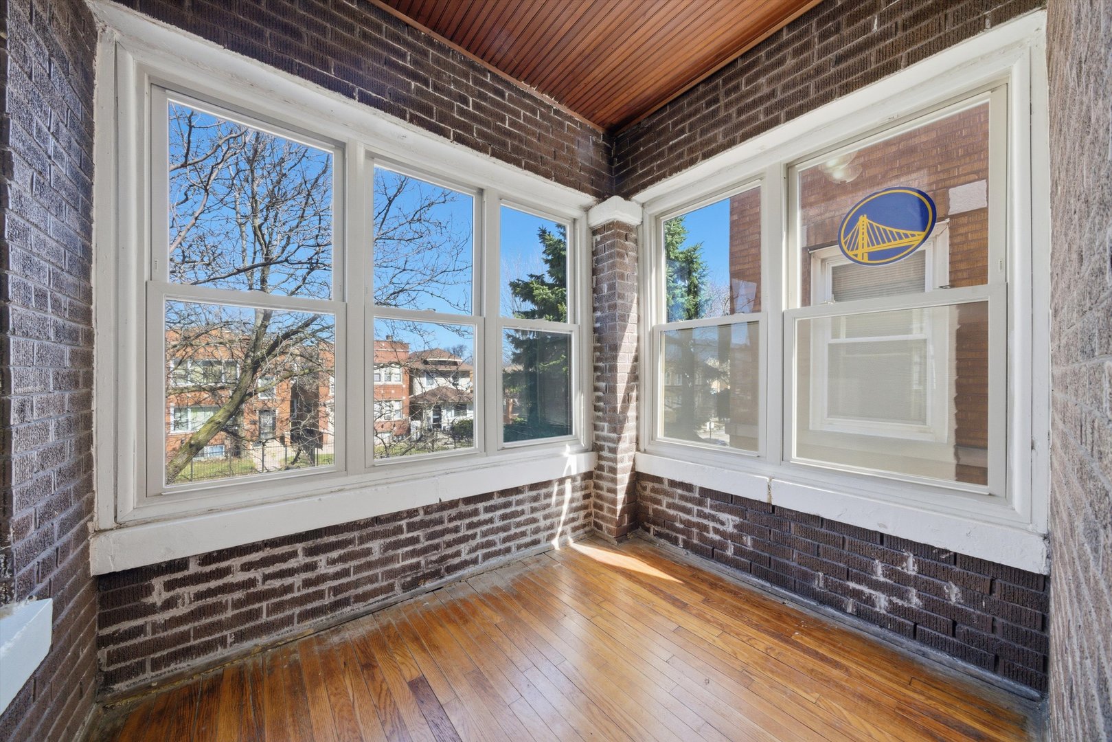 5527 W Potomac Avenue, Chicago, IL 60651