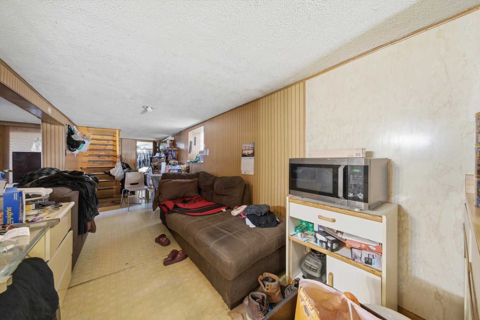 5527 W Potomac Avenue, Chicago, IL 60651